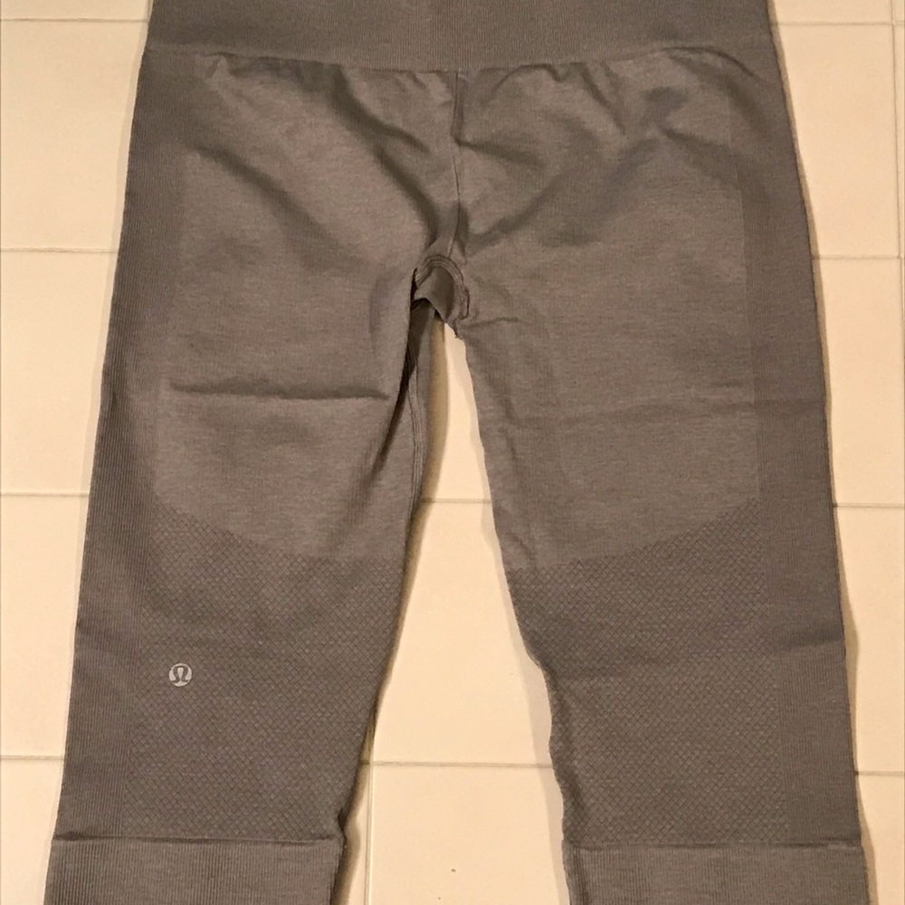 Lululemon Grey Crops